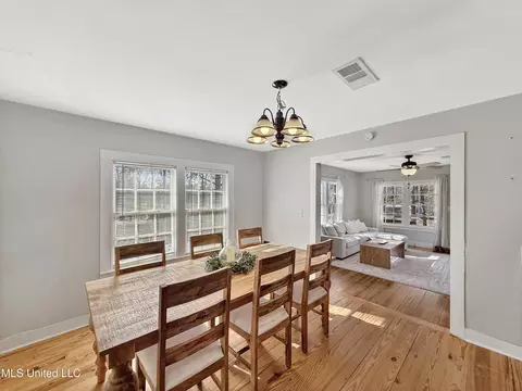 Dining - 1699 White Rd, Florence, MS 39073 photo 1 of 2