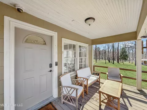 Exterior - 1699 White Rd, Florence, MS 39073 photo 2 of 5