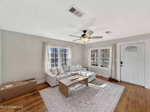 Living - 1699 White Rd, Florence, MS 39073 photo 1 of 1