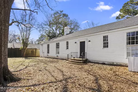 Exterior - 803 Meadowbrook Rd, Jackson, MS 39206 photo 12 of 17