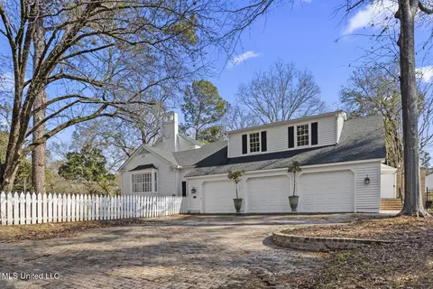 Exterior - 803 Meadowbrook Rd, Jackson, MS 39206 photo 16 of 17