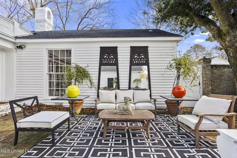 Exterior - 803 Meadowbrook Rd, Jackson, MS 39206 photo 9 of 17