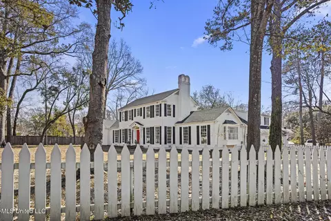 Exterior - 803 Meadowbrook Rd, Jackson, MS 39206 photo 3 of 17