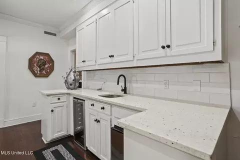 Other - 803 Meadowbrook Rd, Jackson, MS 39206 photo 5 of 16
