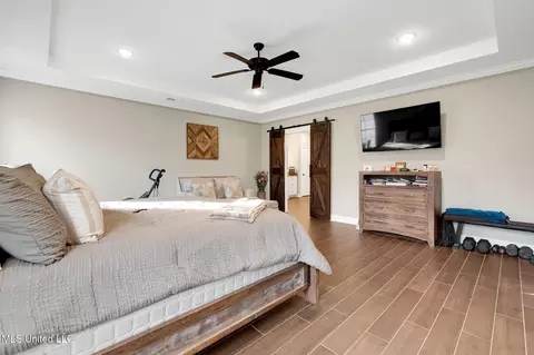 Bedroom - 7899 Remington Cv, Hernando, MS 38632 photo 2 of 6