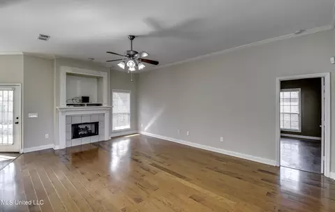 Living - 314 Turtle Holw, Brandon, MS 39047 photo 1 of 5