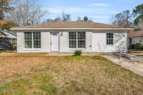 310 Charles Ave, Long Beach, MS 39560