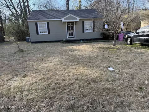 3305 Meadow Ln, Jackson, MS 39212