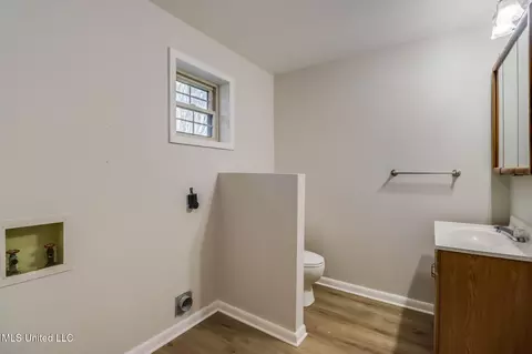 Bath - 504 Clara St, Wiggins, MS 39577 photo 1 of 3