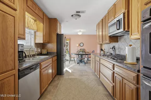 Kitchen - 418 Scr 580, Forest, MS 39074 photo 4 of 5