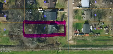 510 Kinney St, Greenwood, MS 38930