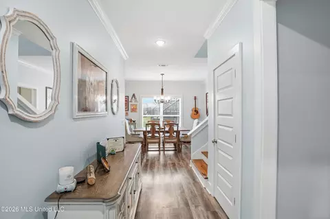 Entry Way - 149 Shelby Mae Cir, Brandon, MS 39042 photo 1 of 3