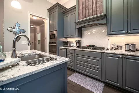 Kitchen - 720 Adair St, Brandon, MS 39047 photo 3 of 3