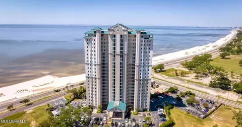 2668 Beach Blvd #1206, Biloxi, MS 39531