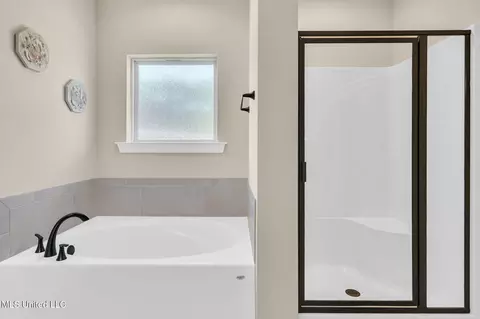 Bath - 15538 Soaring Loop, Gulfport, MS 39503 photo 1 of 2