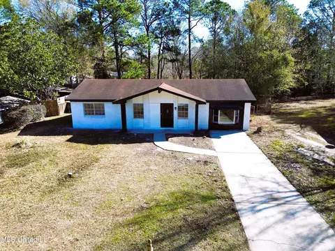2408 Southern Dr, Gautier, MS 39553