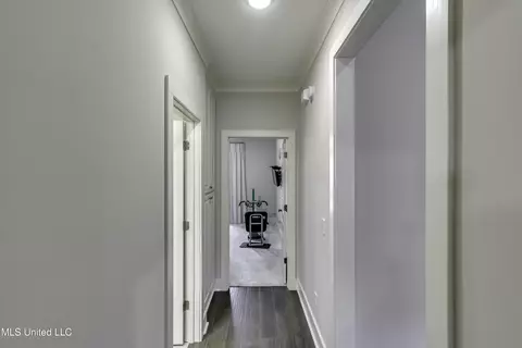 Entry Way - 118 Hampstead Dr, Madison, MS 39110 photo 2 of 3
