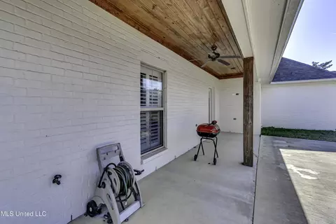 Exterior - 118 Hampstead Dr, Madison, MS 39110 photo 4 of 11