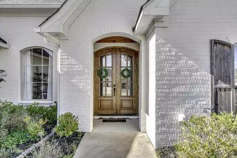 Entry Way - 118 Hampstead Dr, Madison, MS 39110 photo 3 of 3