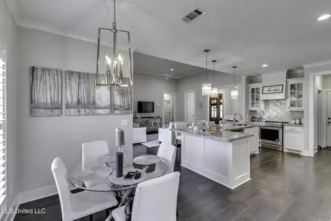 Dining - 118 Hampstead Dr, Madison, MS 39110 photo 4 of 8