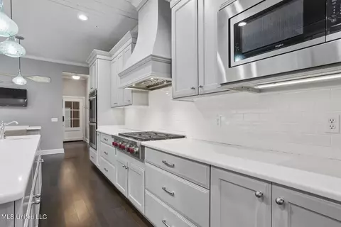 Kitchen - 288 Morgan Rd, Canton, MS 39046 photo 5 of 8