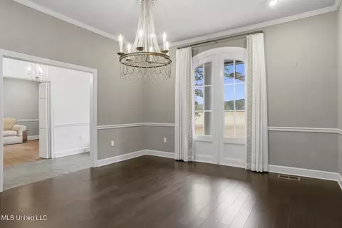 Dining - 288 Morgan Rd, Canton, MS 39046 photo 2 of 2