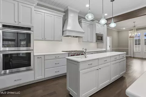Kitchen - 288 Morgan Rd, Canton, MS 39046 photo 7 of 8