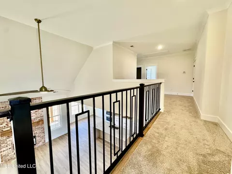 Entry Way - 1755 Bakersfield Way, Nesbit, MS 38651 photo 2 of 3
