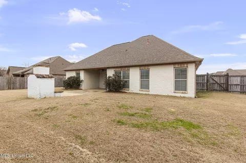 Exterior - 602 Belle Oak Ln, Brandon, MS 39042 photo 8 of 9