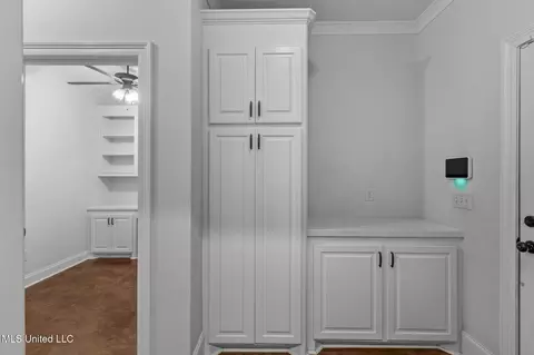 Entry Way - 602 Belle Oak Ln, Brandon, MS 39042 photo 6 of 8