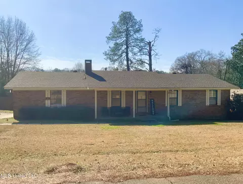 1002 Pecan Ln, Tylertown, MS 39667