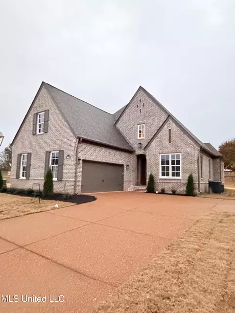 4223 S Bolivar Trl, Olive Branch, MS 38654