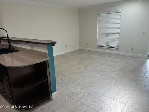 Living - 3906 River Pine Dr, Moss Point, MS 39563 photo 4 of 4