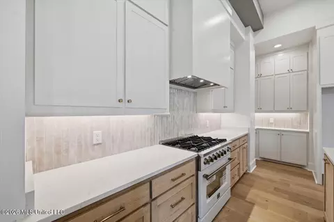 Kitchen - 130 Water St, Madison, MS 39110 photo 2 of 2