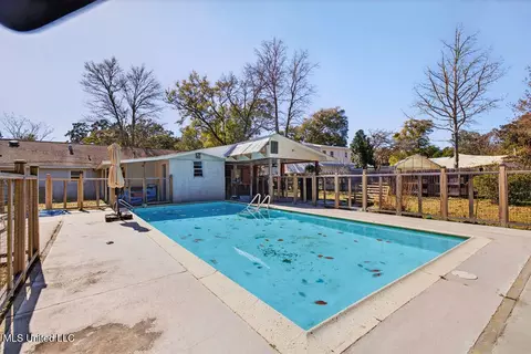 1592 E 2nd St, Pass Christian, MS 39571 photo 29
