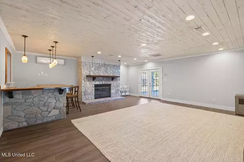 1592 E 2nd St, Pass Christian, MS 39571 photo 14
