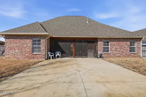Exterior - 119 Camden Xing, Madison, MS 39110 photo 4 of 6