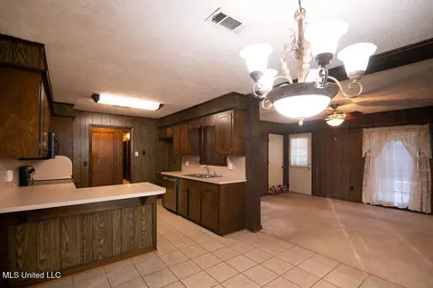 3864 S Siwell Rd, Jackson, MS 39212 photo 9