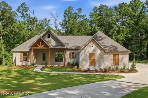 922 Mullican Rd, Florence, MS 39073