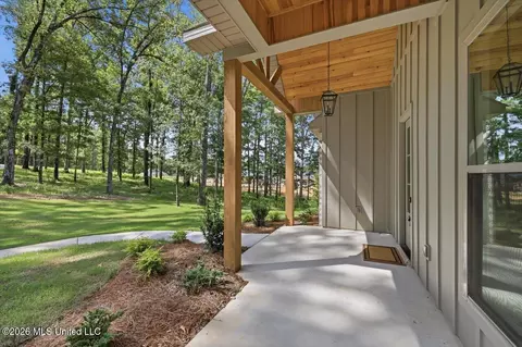 Exterior - 922 Mullican Rd, Florence, MS 39073 photo 5 of 8