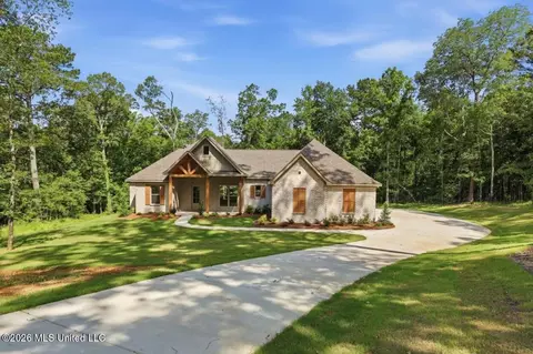 Exterior - 922 Mullican Rd, Florence, MS 39073 photo 5 of 7