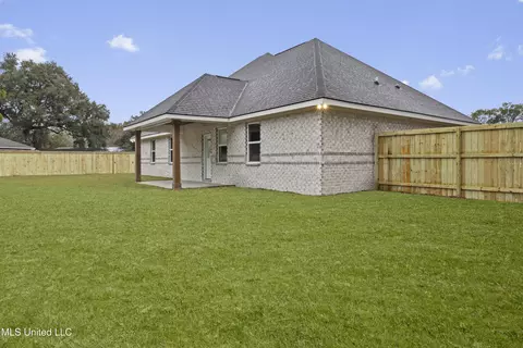 Exterior - 2519 Duck Lake Dr, Moss Point, MS 39563 photo 4 of 4