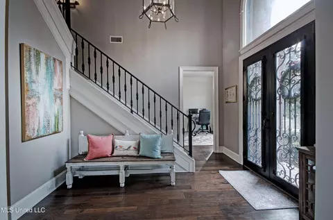 Entry Way - 340 Sherborne Pl, Flowood, MS 39232 photo 3 of 4