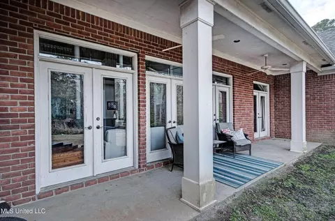 Exterior - 340 Sherborne Pl, Flowood, MS 39232 photo 4 of 6
