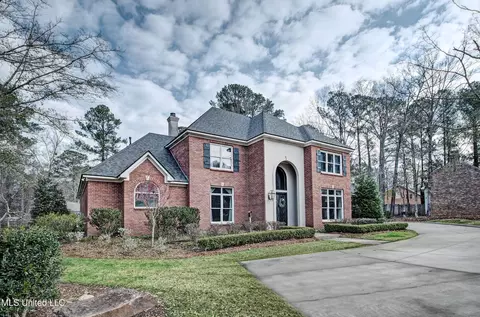 Exterior - 340 Sherborne Pl, Flowood, MS 39232 photo 2 of 6