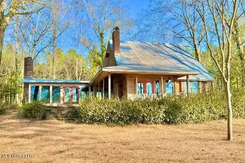 2007 Hillside Dr, Magnolia, MS 39652