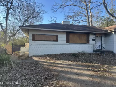 Exterior - 3409 Meadow Ln, Jackson, MS 39212 photo 4 of 5