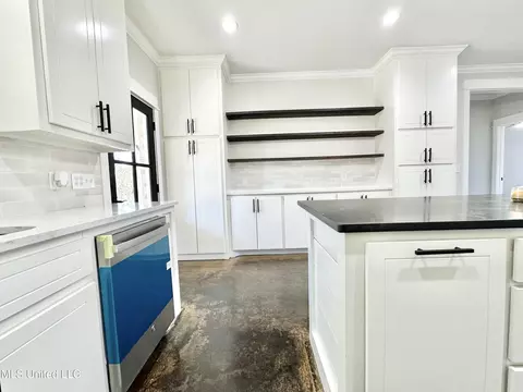 Kitchen - 391 Scr 62, Magee, MS 39111 photo 4 of 8