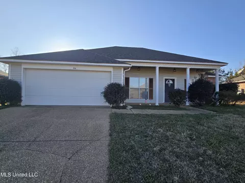 212 Callaway Cir, Byram, MS 39272
