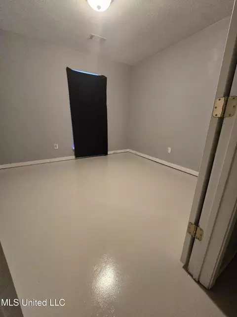 Bedroom - 212 Callaway Cir, Byram, MS 39272 photo 3 of 4